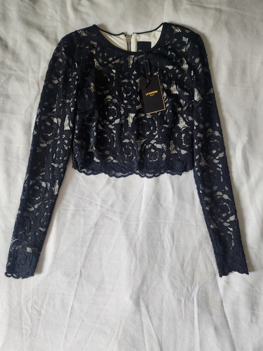 NWT Le Superb Lace Crop Top